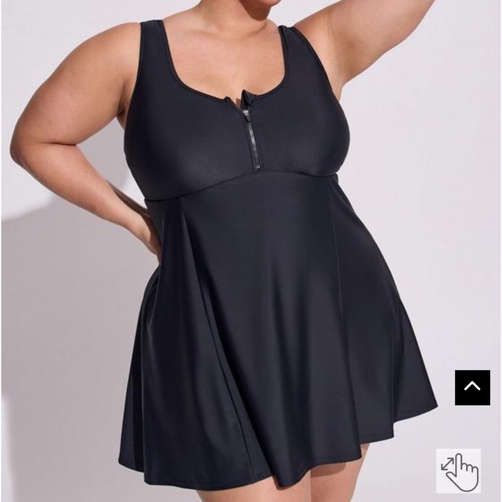 NWT torrid Wireless Long Zip-Front Swim Dress With Short